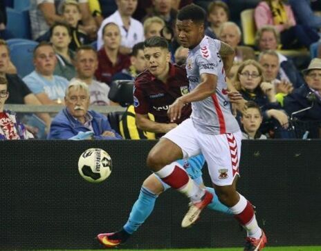 除此之外 除此之外